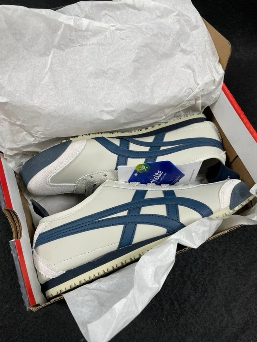 Onitsuka Tiger by Asics Men’s Mexico 66 Sneakers in Cream & Navy - Picture 5 of 7